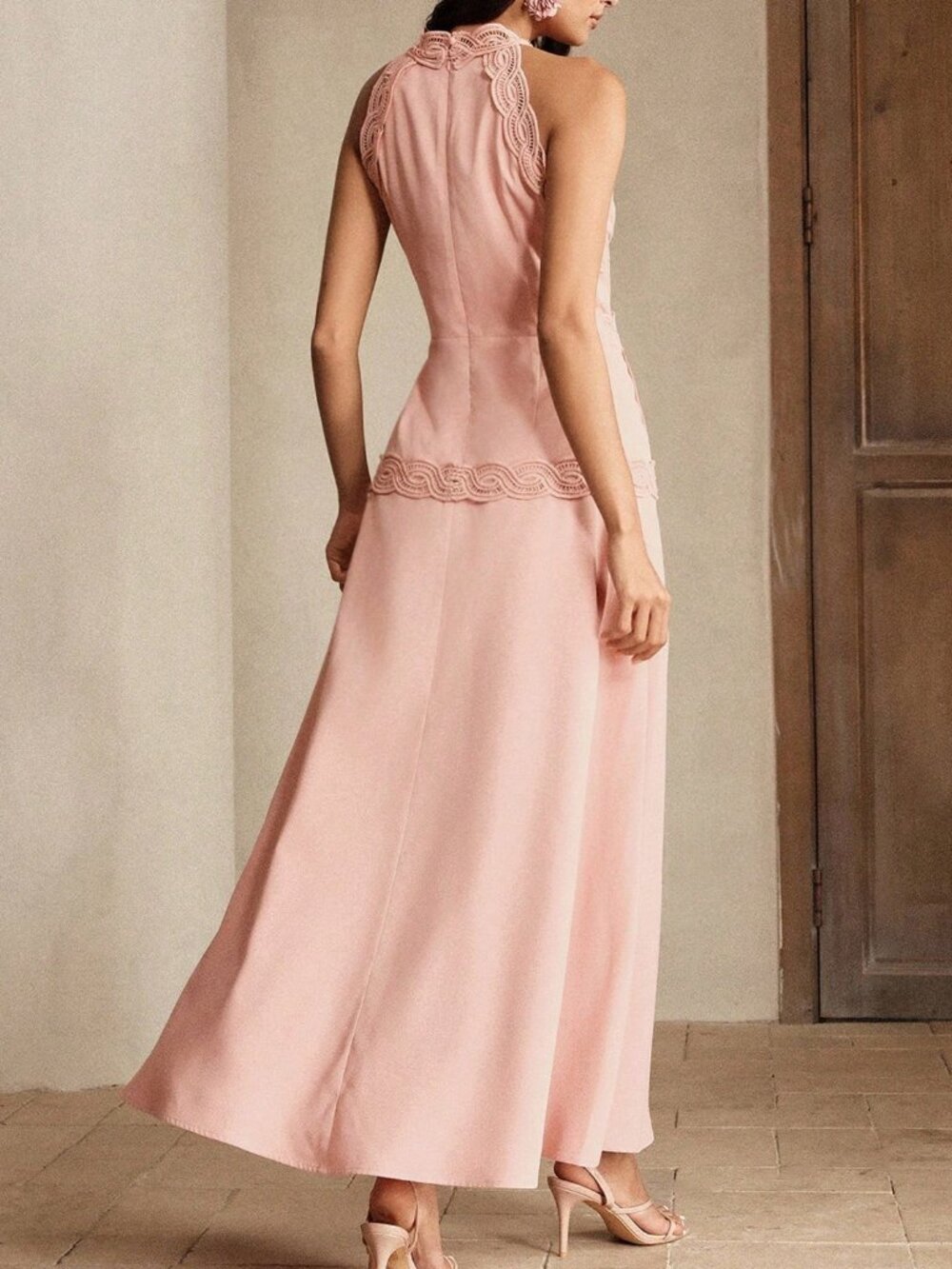 Dusty Pink Elegant Women's Halter Neck Lace Trim Patchwork Long Dress - Picture 2 of 7